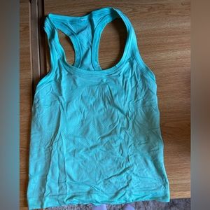 Lululemon swiftly tech tank 2.0 race length mint green